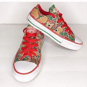 Converse Low Top Chuck Taylor Gingerbread Candy Print Sneakers Kids 10.5